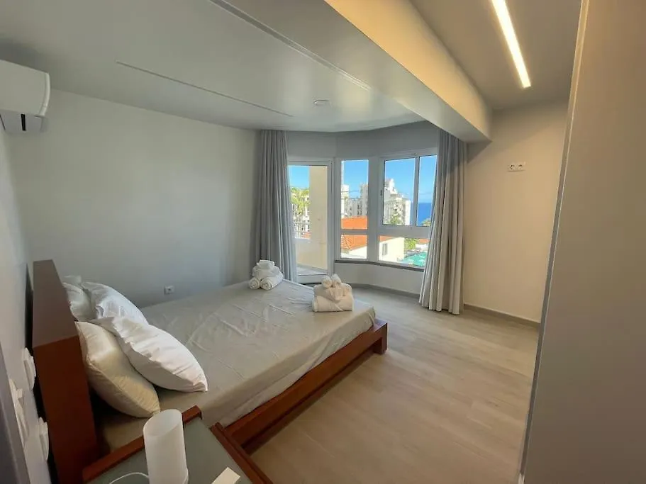 Luxurious T2 Varandas Apartment XIII Funchal   Funchal (Madeira)